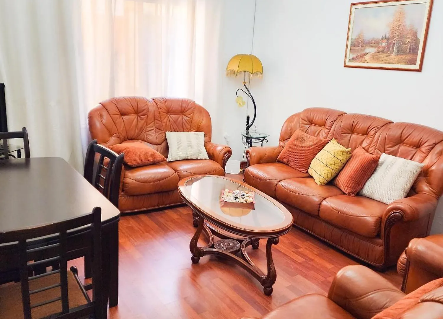 Apartment Sweet Vintage Tiran